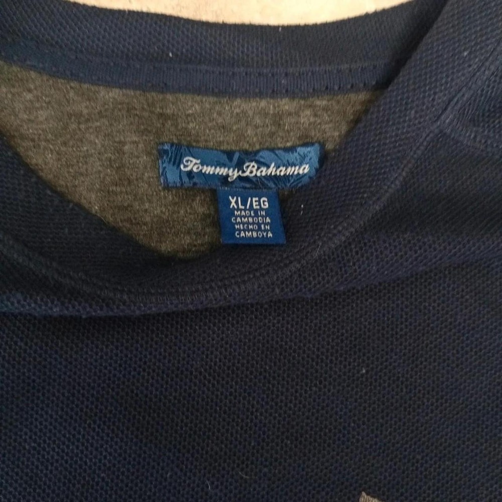 Tommy Bahama long sleeve